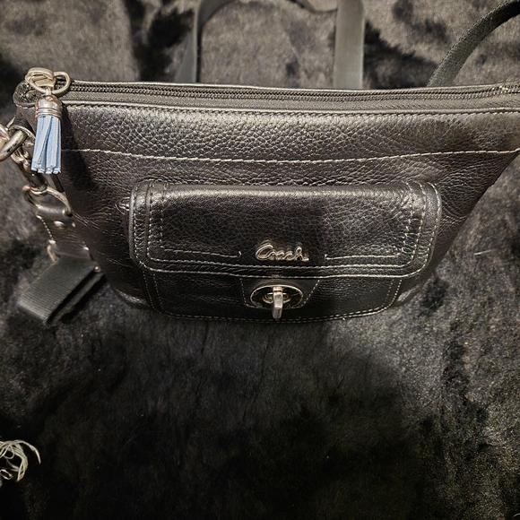 Coach Penelope Turn Lock Crossbody Black Leather - Picture 5 of 7